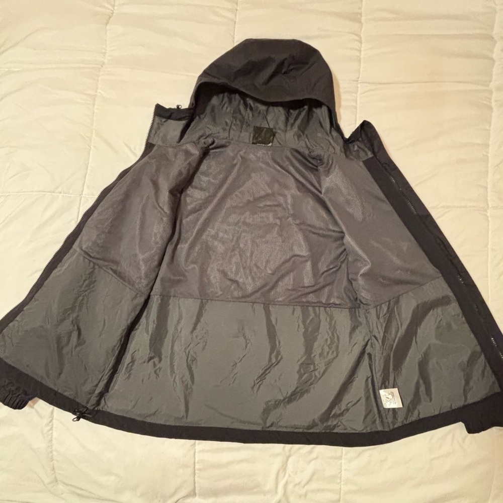 REI Trailmade Hooded Rain Jacket - Women’s Medium - Black - Waterproof - Picture 8 of 11